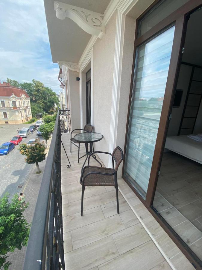 City Centre Apartment Kolomiya Dış mekan fotoğraf